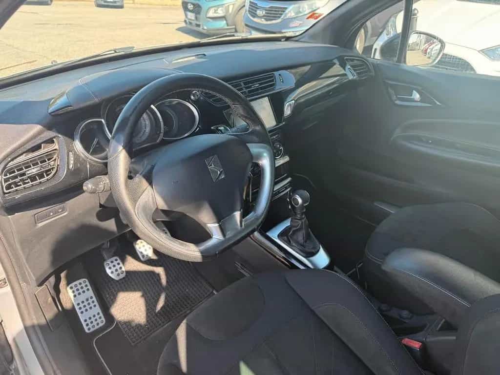 DS Automobiles DS3 Ds DS3 130 S&S Performance Line Cabrio 05/2017-photo-7
