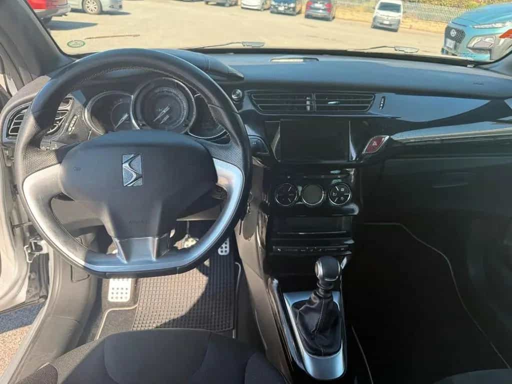 DS Automobiles DS3 Ds DS3 130 S&S Performance Line Cabrio 05/2017-photo-8