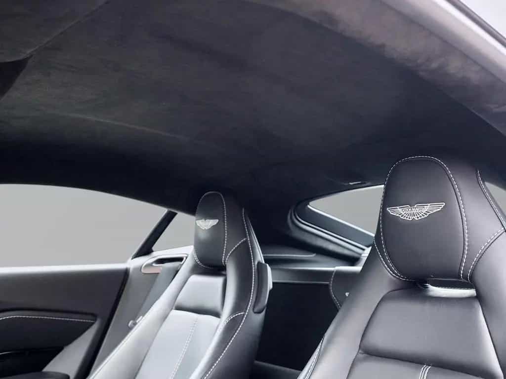 Aston Martin V8 Vantage Vantage V8 Coupe Magnetic Silver 07/2018-photo-20