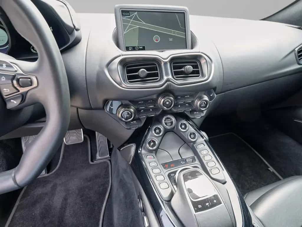 Aston Martin V8 Vantage Vantage V8 Coupe Magnetic Silver 07/2018-photo-23
