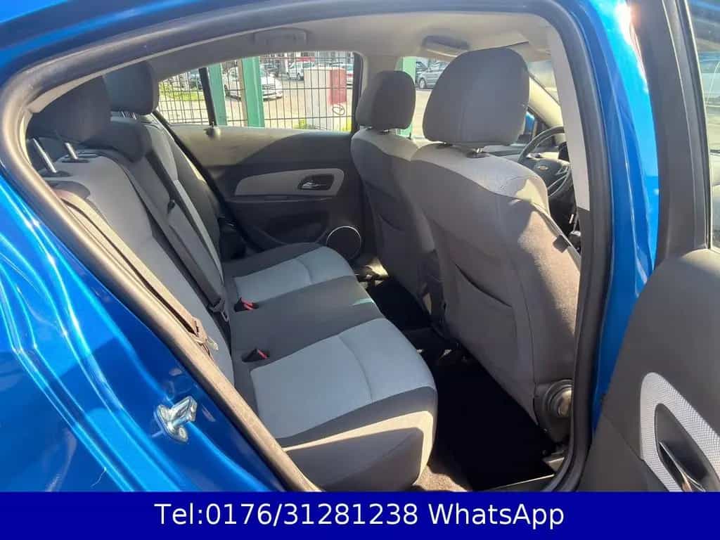 Chevrolet Cruze LS 1.6 !! Klima !! Tüv Nov.2027 !! 12/2010-photo-13