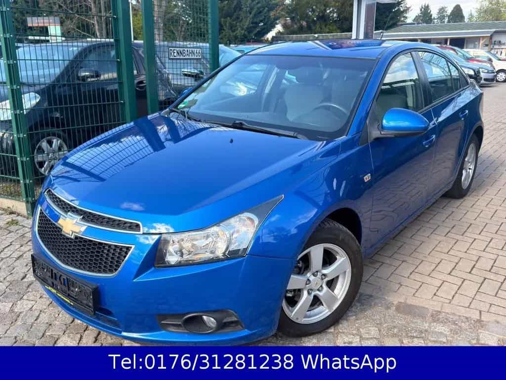 Chevrolet Cruze LS 1.6 !! Klima !! Tüv Nov.2027 !! 12/2010-photo-4