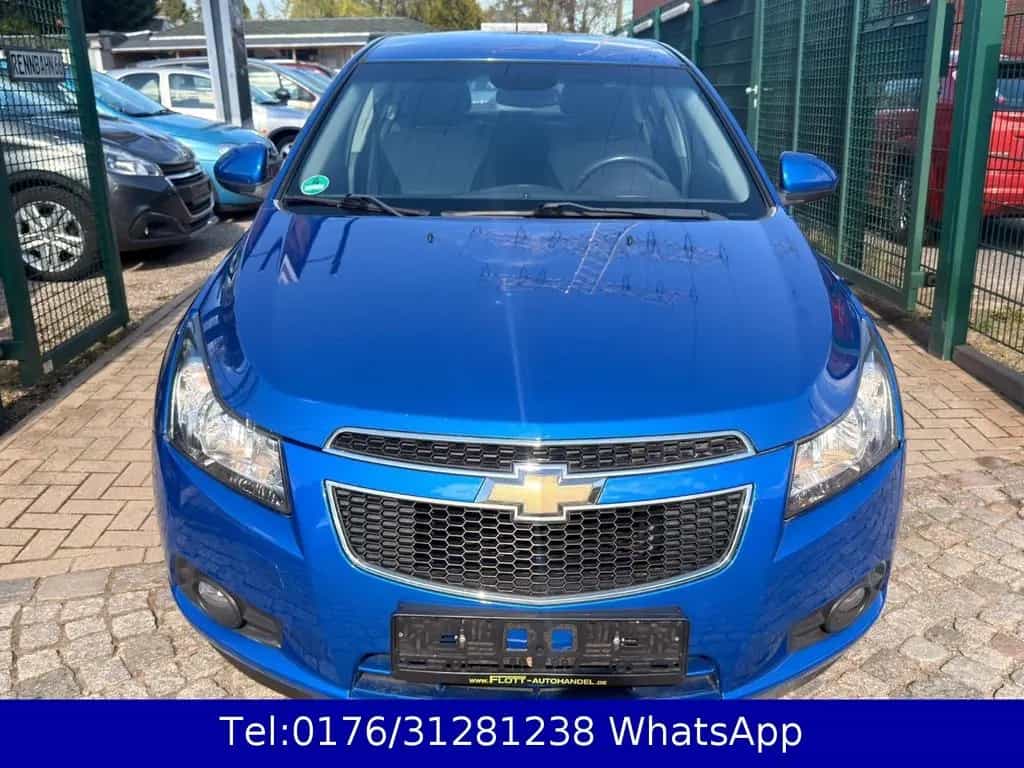 Chevrolet Cruze LS 1.6 !! Klima !! Tüv Nov.2027 !! 12/2010-photo-7