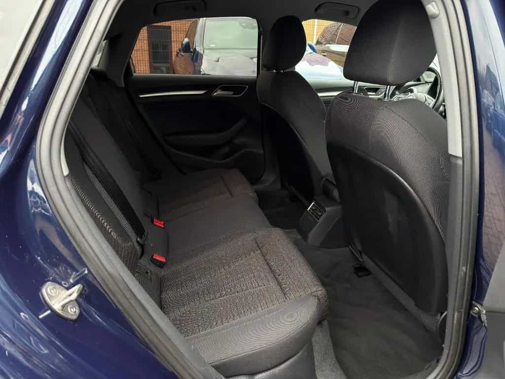 Audi A3 Limousine 1.4, DSG, Sport, Xenon, Reifen neu 03/2017-photo-12