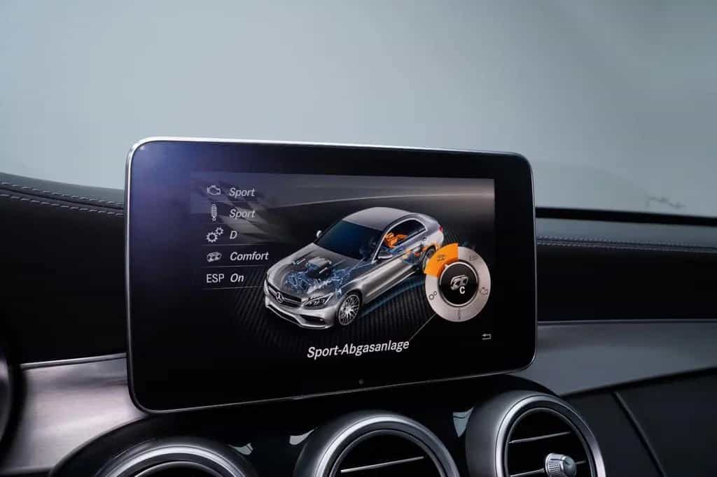 Mercedes-Benz C-Class 63 S AMG 7G/LED/KERAMIK/PERF.AGA/PANO/BUR/MMRY 05/2015-photo-19