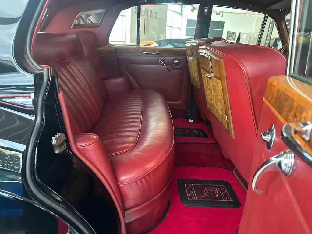 Rolls-Royce Silver Cloud III 6.2 |Schwarz-Rot|Classic Data 2 07/1965-photo-16