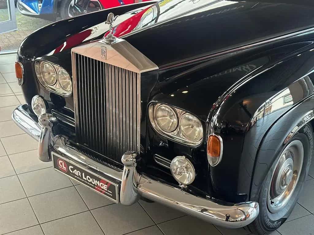 Rolls-Royce Silver Cloud III 6.2 |Schwarz-Rot|Classic Data 2 07/1965-photo-1