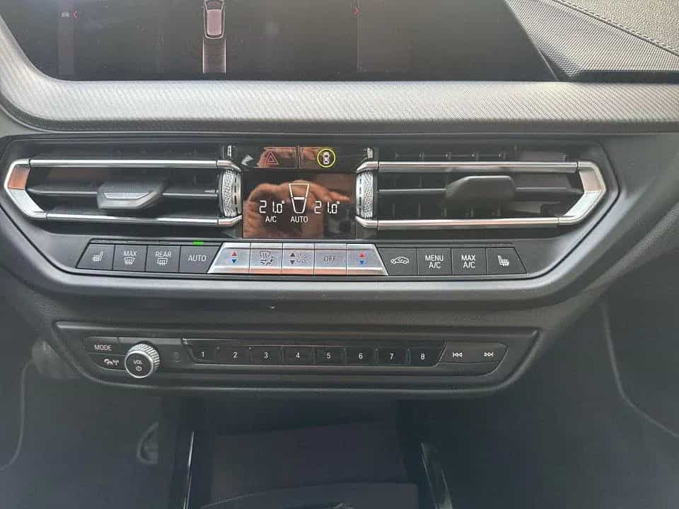 BMW 1 Limousine 118d Sport Line 07/2020-photo-8