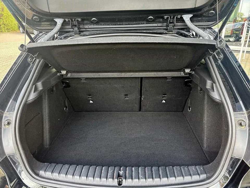 BMW 1 Limousine 118d Sport Line 07/2020-photo-6
