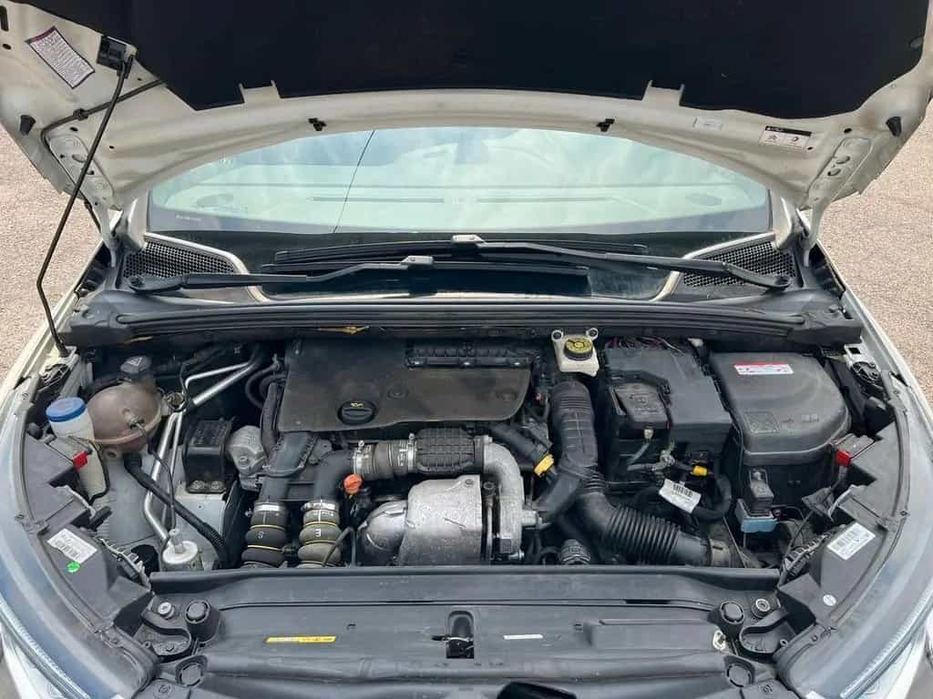 DS Automobiles DS4 Crossback Ds DS4 4 Crossback BlueHDi 120 S&S Sport Chic 02/2017-photo-8