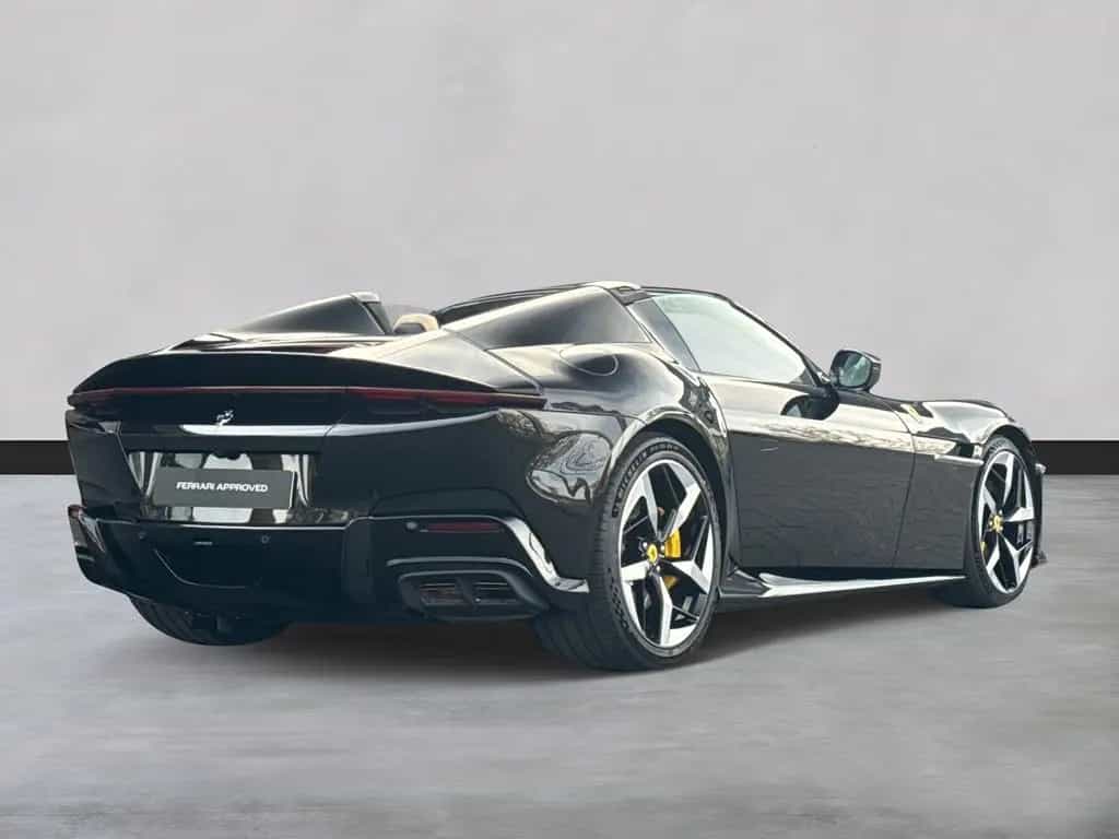 Ferrari 12Cilindri Spider *Embleme*Navi*PDC*Klima*Leder* 07/2025-photo-6