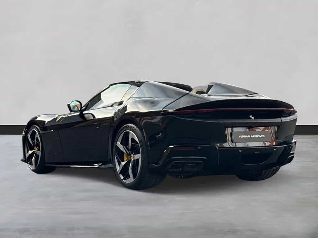 Ferrari 12Cilindri Spider *Embleme*Navi*PDC*Klima*Leder* 07/2025-photo-8