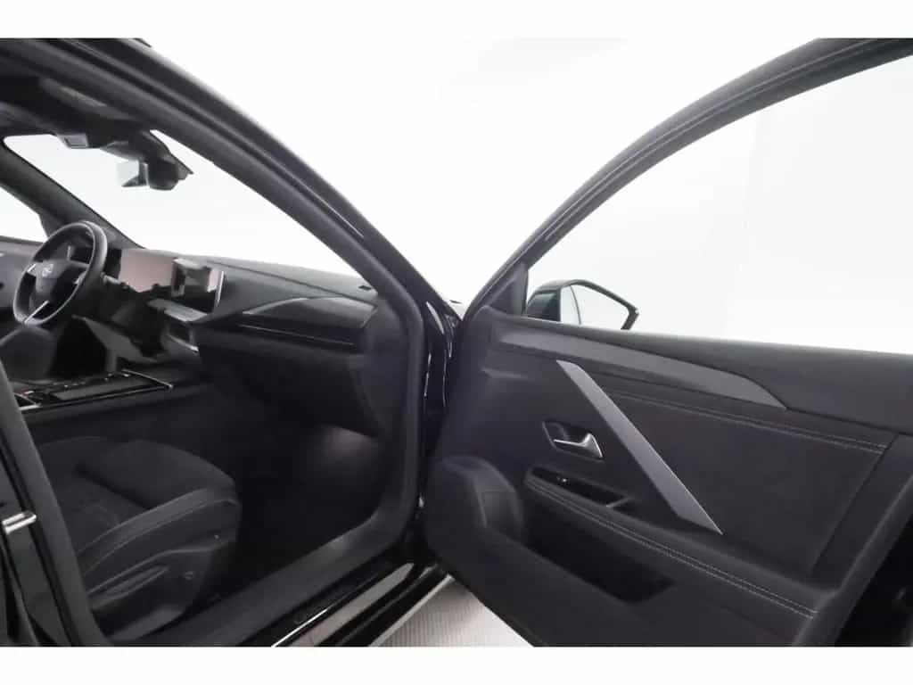 Opel Astra F 1.2 ST Aut.Ultimate+LED+HUD+NAVI+PANO 05/2024-photo-22