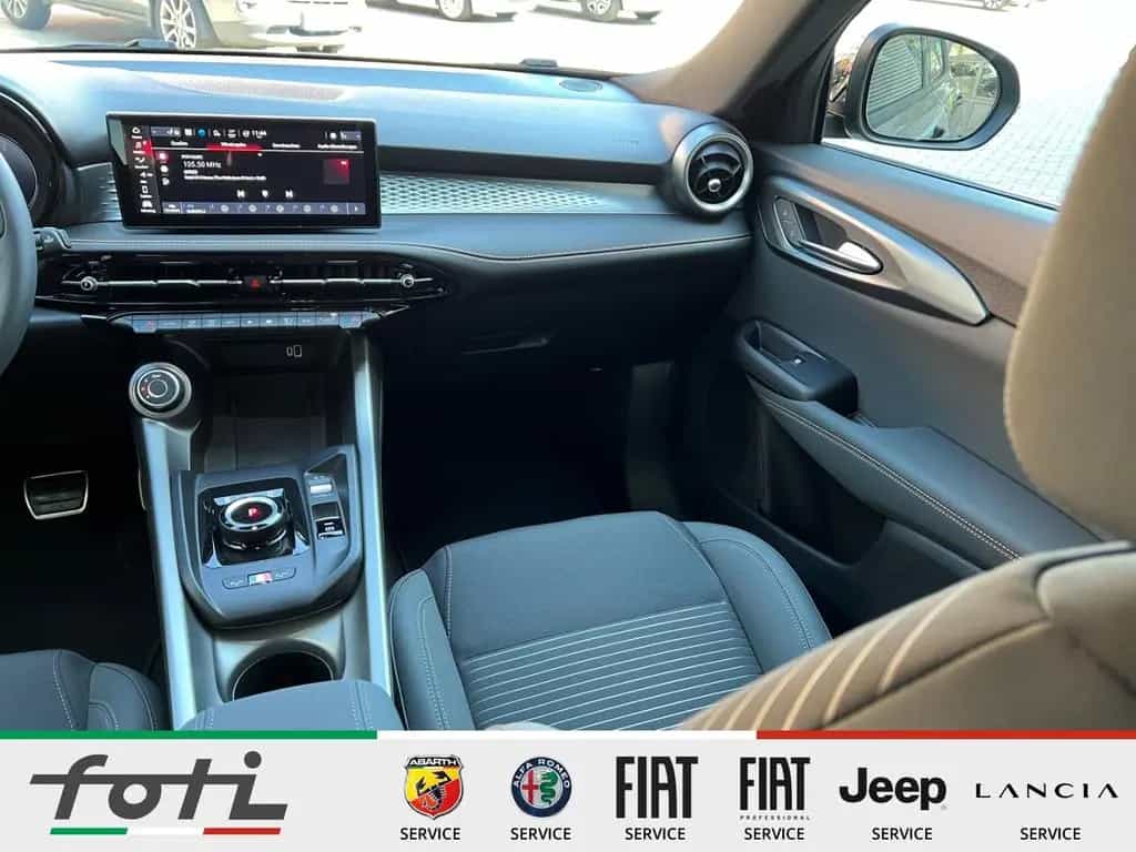 Alfa Romeo Tonale Sprint 1.5 160PS Automatik Navi Kamera 03/2026-photo-15