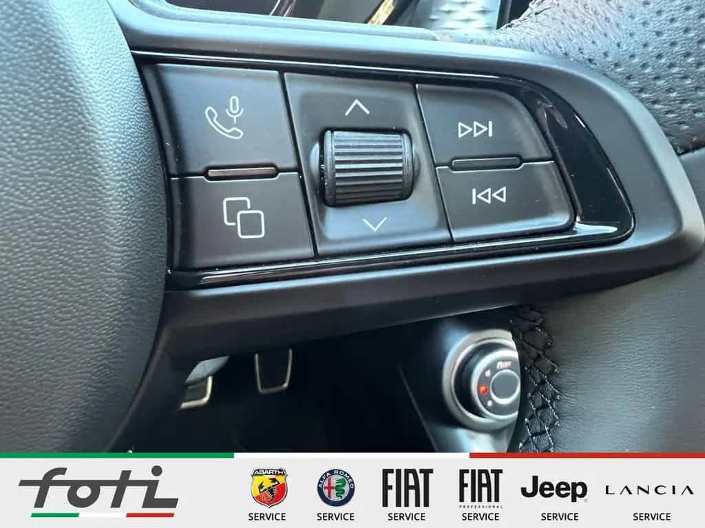 Alfa Romeo Tonale Sprint 1.5 160PS Automatik Navi Kamera 03/2026-photo-25