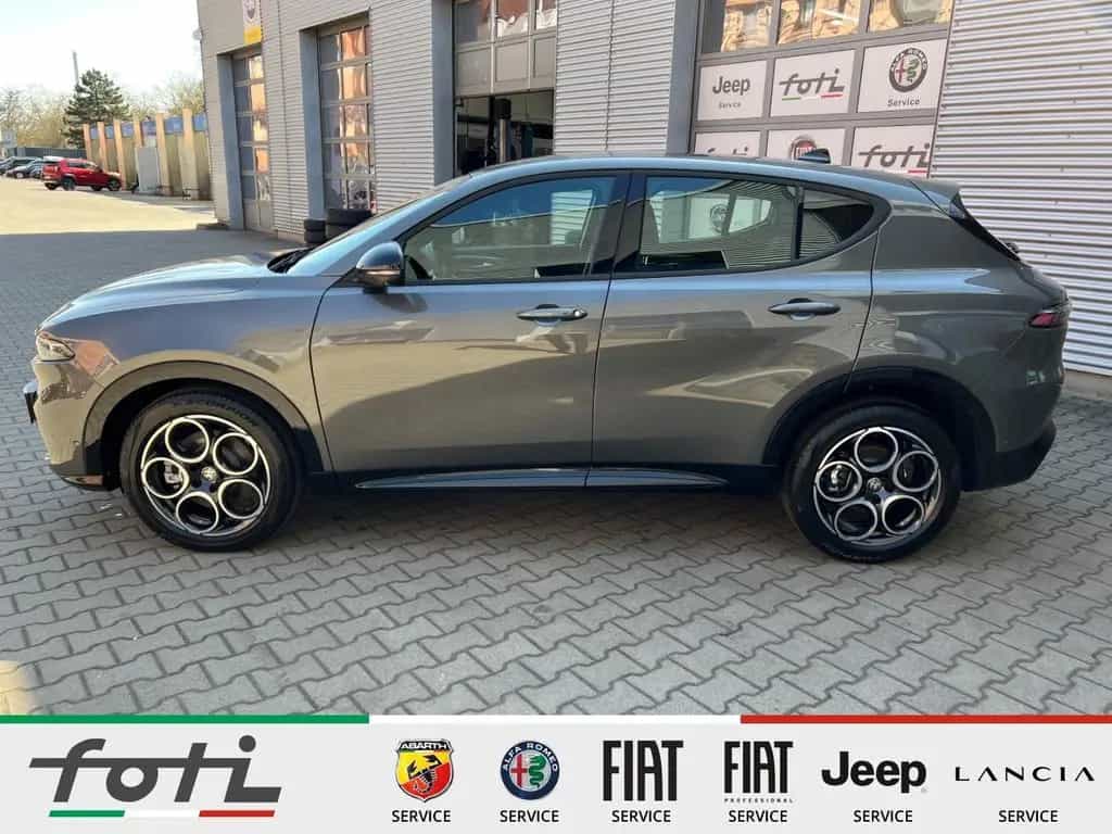 Alfa Romeo Tonale Sprint 1.5 160PS Automatik Navi Kamera 03/2026-photo-4