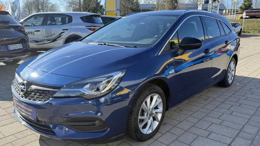 Opel Astra K Elegance 1.2T Kamera+Klimaautomatik+LED 11/2021-photo-0