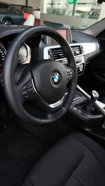 BMW 1 Series 118i Limousine 5-trg. Advantage 12/2017-photo-11