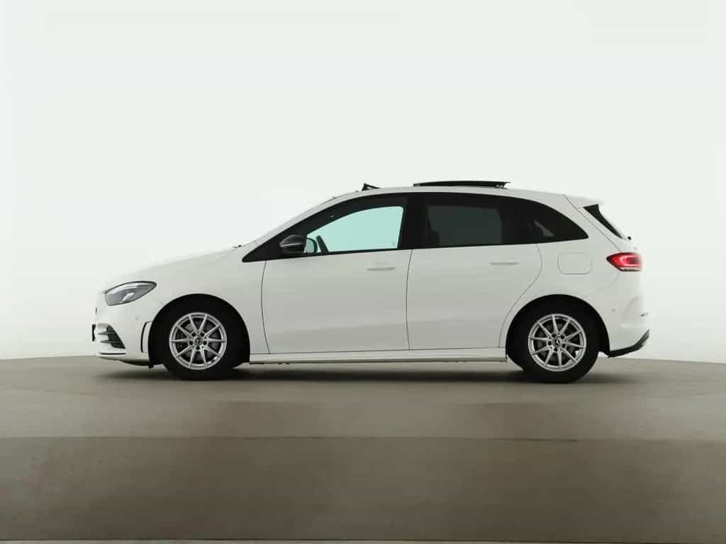 Mercedes-Benz B 200 AMG Night MBUX Pano Distronic Kamera LED 02/2019-photo-3