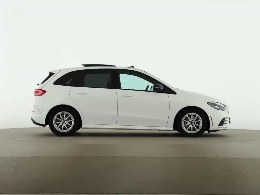 Mercedes-Benz B 200 AMG Night MBUX Pano Distronic Kamera LED 02/2019-photo-7