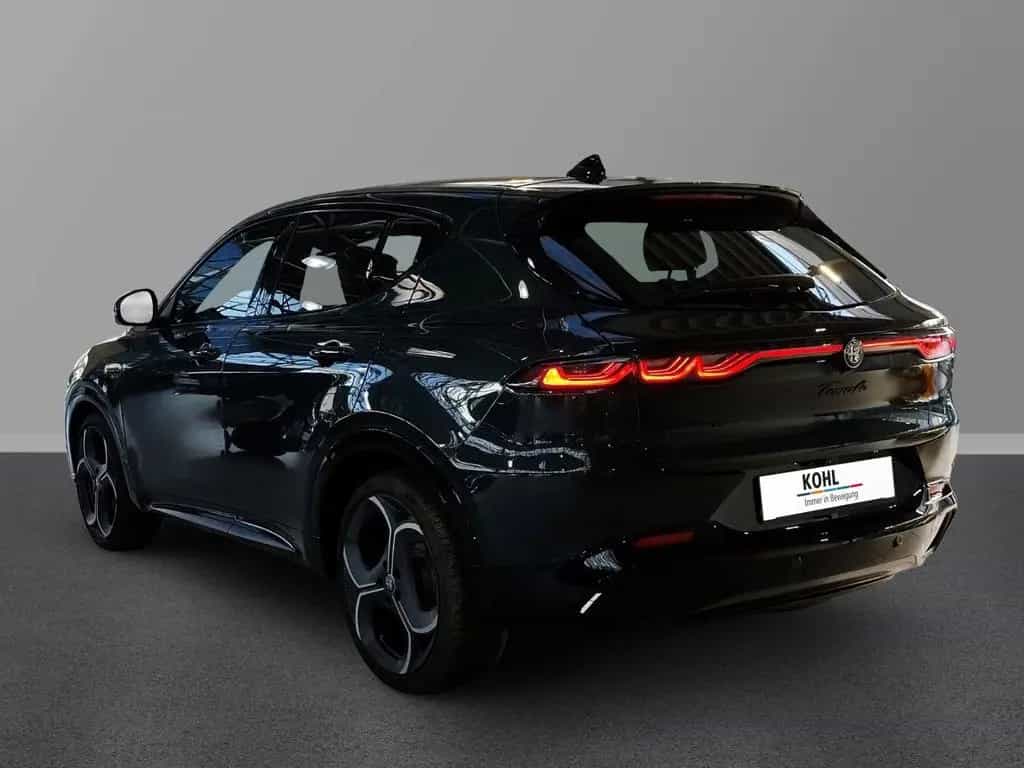 Alfa Romeo Tonale Veloce Ibrida 174PS Keyless 360°Kamera LE 02/2026-photo-1