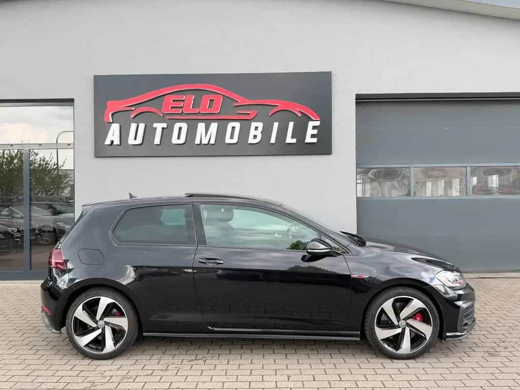 Volkswagen Golf VII Lim. GTI Performance*1.Hand*Panorama* 10/2017-photo-1