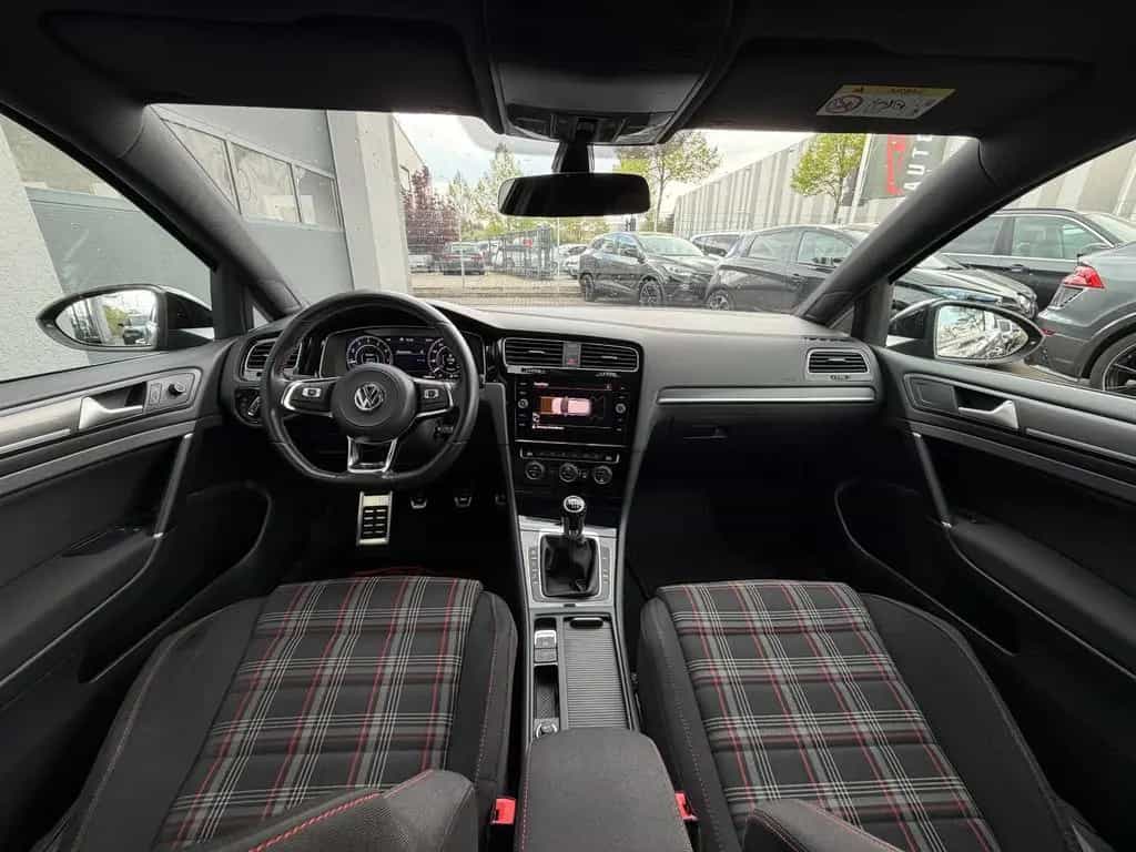 Volkswagen Golf VII Lim. GTI Performance*1.Hand*Panorama* 10/2017-photo-15