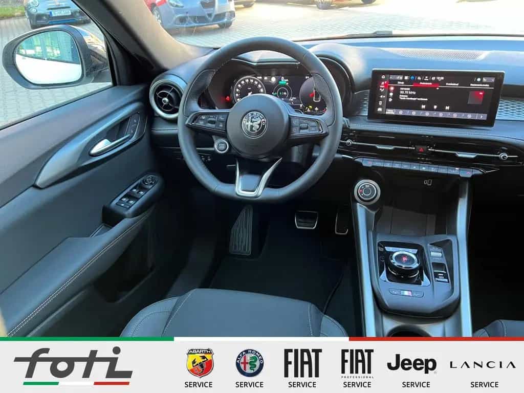 Alfa Romeo Tonale Sprint 1.5 160PS Automatik Navi Kamera 03/2026-photo-14