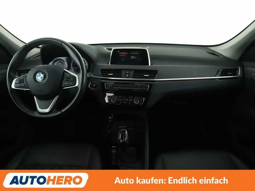 BMW sDrive 18i xLine Aut.*NAVI*LED*CAM*SHZ*TEMPO* 06/2019-photo-11