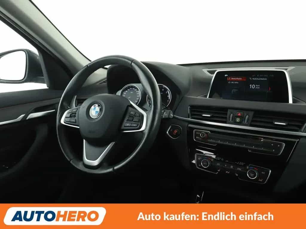 BMW sDrive 18i xLine Aut.*NAVI*LED*CAM*SHZ*TEMPO* 06/2019-photo-12