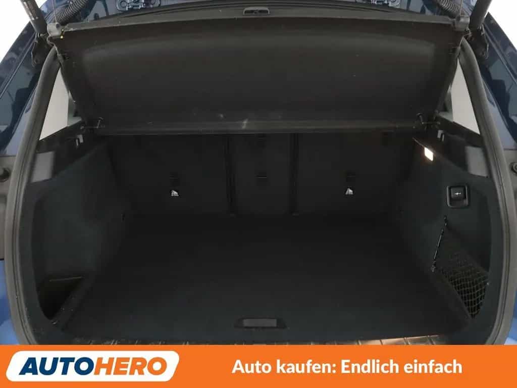BMW sDrive 18i xLine Aut.*NAVI*LED*CAM*SHZ*TEMPO* 06/2019-photo-17