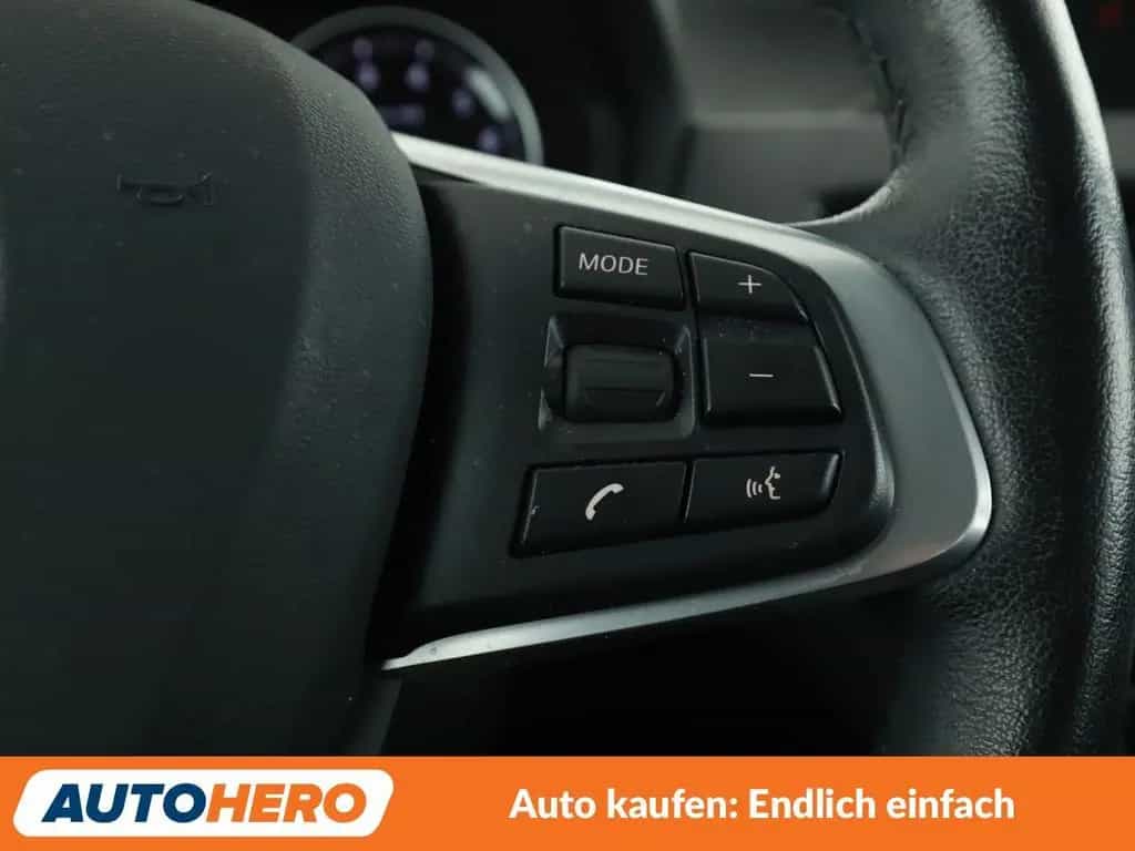 BMW sDrive 18i xLine Aut.*NAVI*LED*CAM*SHZ*TEMPO* 06/2019-photo-28