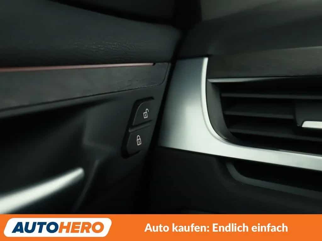 BMW sDrive 18i xLine Aut.*NAVI*LED*CAM*SHZ*TEMPO* 06/2019-photo-30