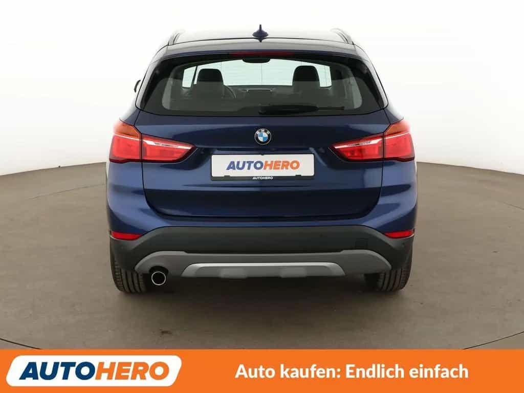 BMW sDrive 18i xLine Aut.*NAVI*LED*CAM*SHZ*TEMPO* 06/2019-photo-4