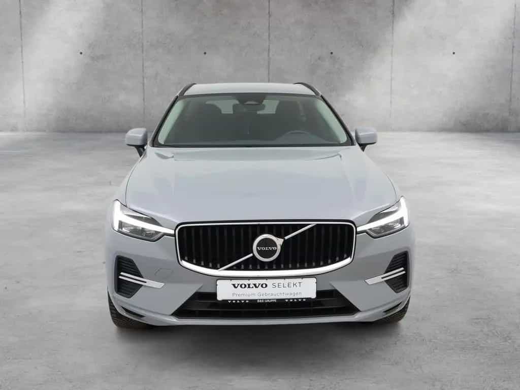 Volvo XC60 B4 Diesel Core 2WD 11/2023-photo-1