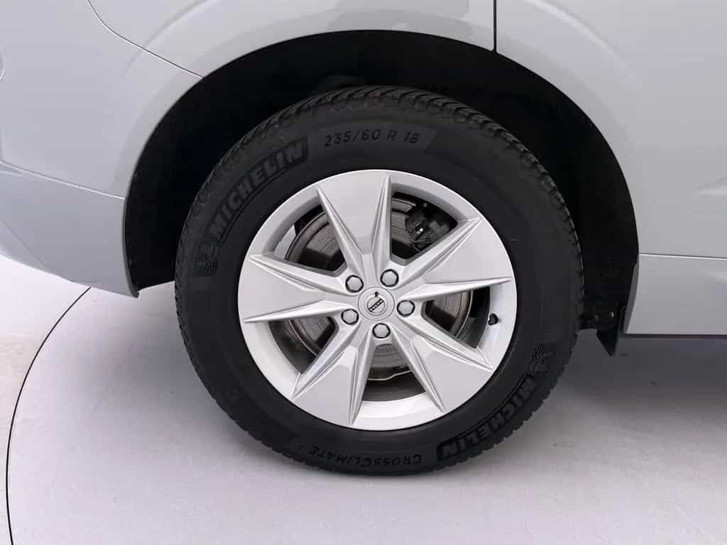 Volvo XC60 B4 Diesel Core 2WD 11/2023-photo-19