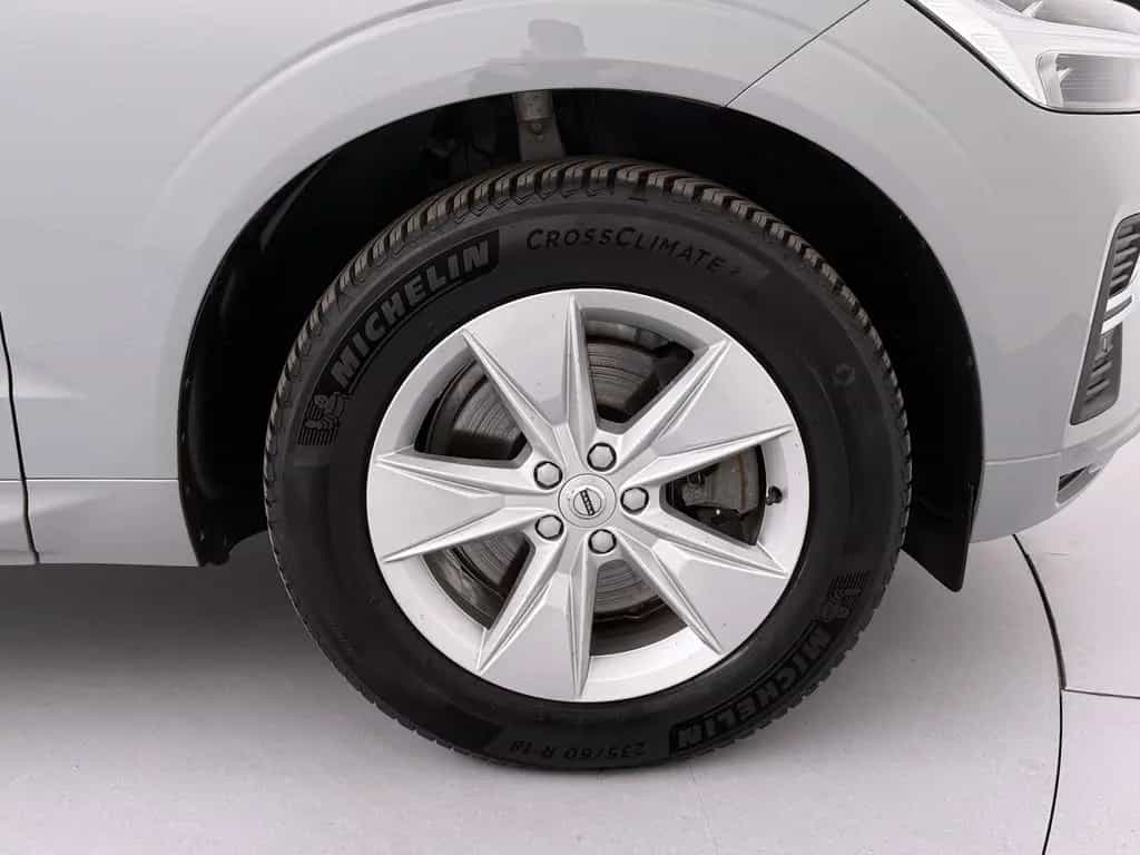 Volvo XC60 B4 Diesel Core 2WD 11/2023-photo-23