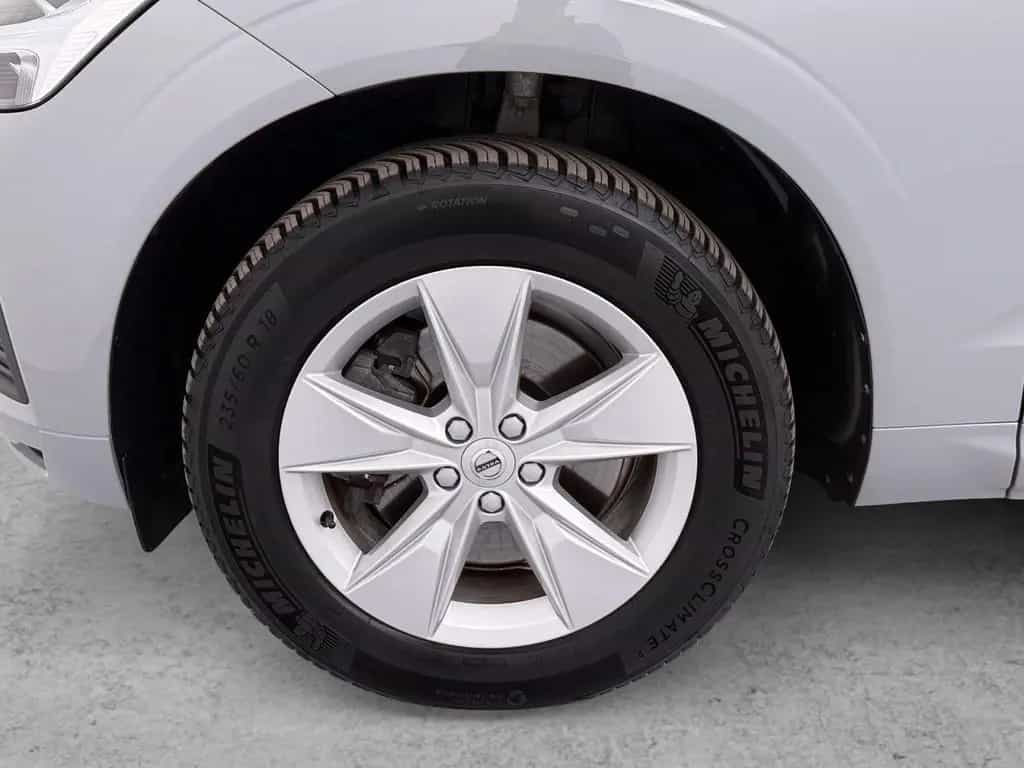 Volvo XC60 B4 Diesel Core 2WD 11/2023-photo-8