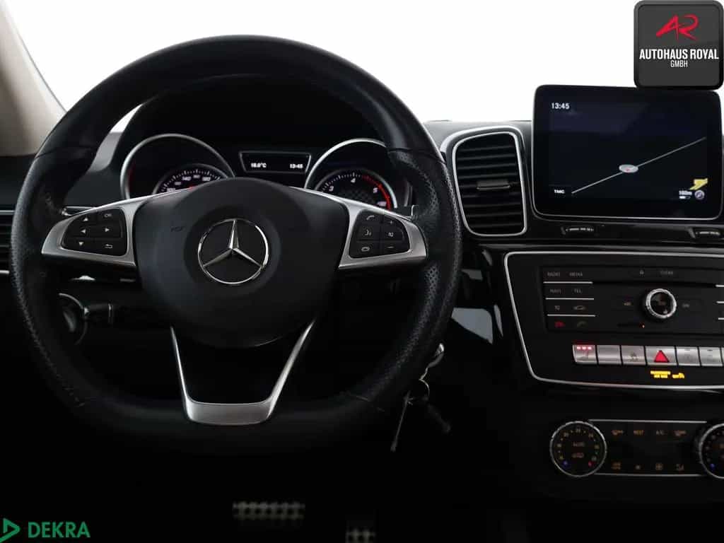 Mercedes-Benz GLE-Class 350 d 4M AMG FOND-TV,360GRAD,DISTRONIC,AHK 03/2018-photo-12