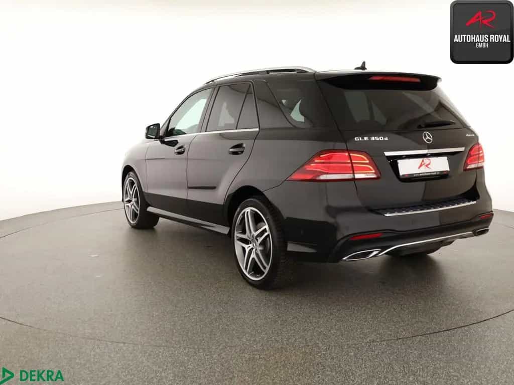 Mercedes-Benz GLE-Class 350 d 4M AMG FOND-TV,360GRAD,DISTRONIC,AHK 03/2018-photo-1
