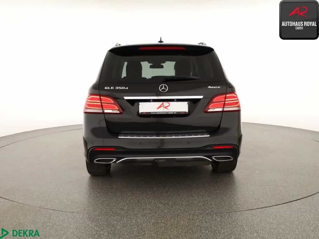 Mercedes-Benz GLE-Class 350 d 4M AMG FOND-TV,360GRAD,DISTRONIC,AHK 03/2018-photo-2