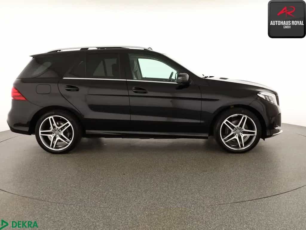 Mercedes-Benz GLE-Class 350 d 4M AMG FOND-TV,360GRAD,DISTRONIC,AHK 03/2018-photo-4