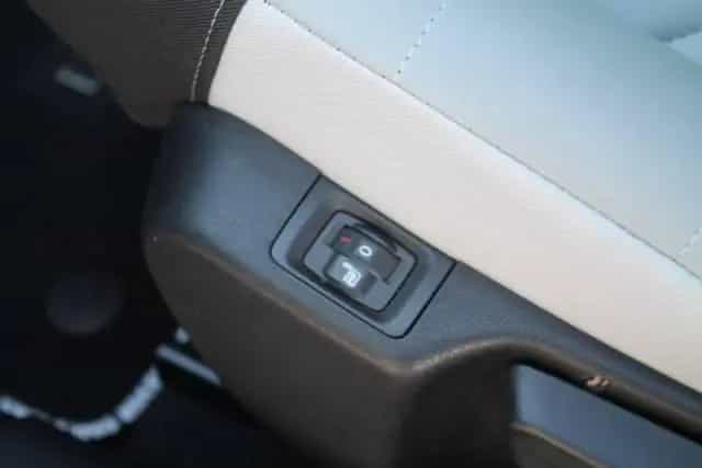 Citroën C3 PureTech 110 S&S EAT6 Elle 08/2023-photo-18