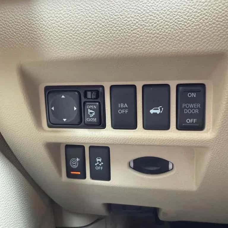 Infiniti QX70 3.0 diesel V6 AT GT Premium 06/2015-photo-9