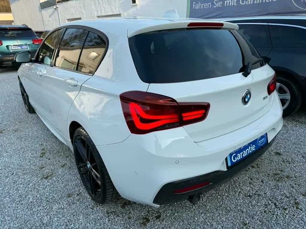 BMW 1 Series 118 i Edition M Sport Shadow*LED*Navi*Kamera* 04/2019-photo-1