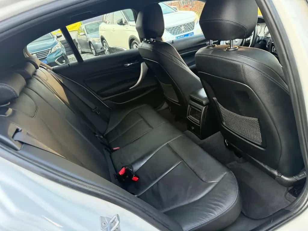 BMW 1 Series 118 i Edition M Sport Shadow*LED*Navi*Kamera* 04/2019-photo-17