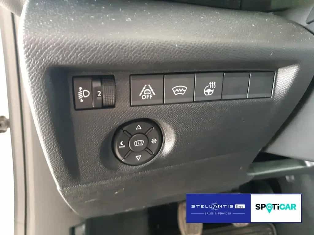 Citroën C4 PureTech 130 Winterpaket*RFK*NAVI 05/2022-photo-12