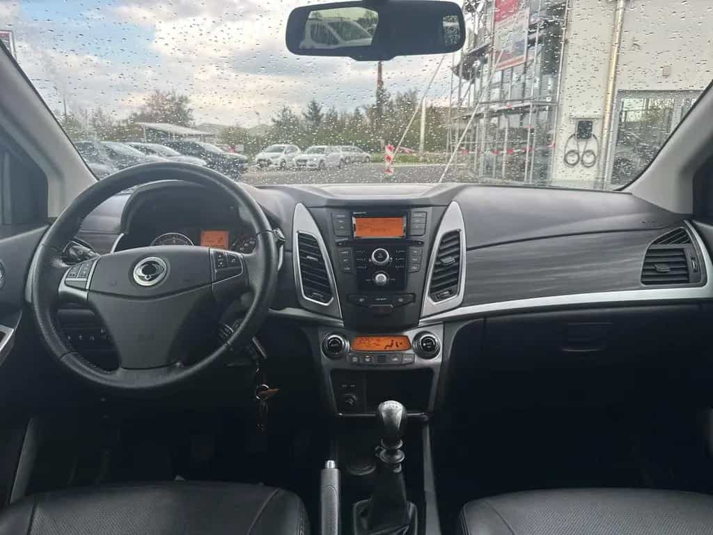 Ssangyong Korando Sapphire 4x4 Navi Klimaautom Sitzheizung 07/2015-photo-7