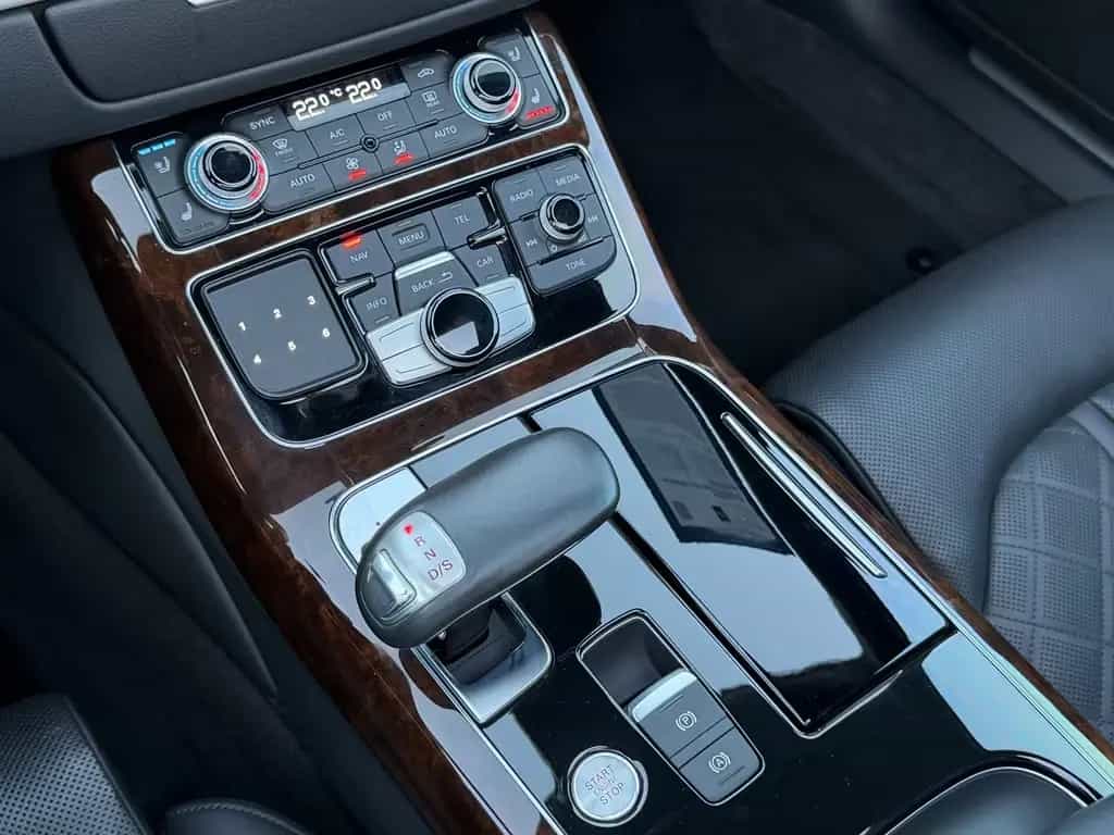 Audi A8 4.0TFSI quattro ACC/HUD/Massage/B&O/SHD/STDH 12/2013-photo-25