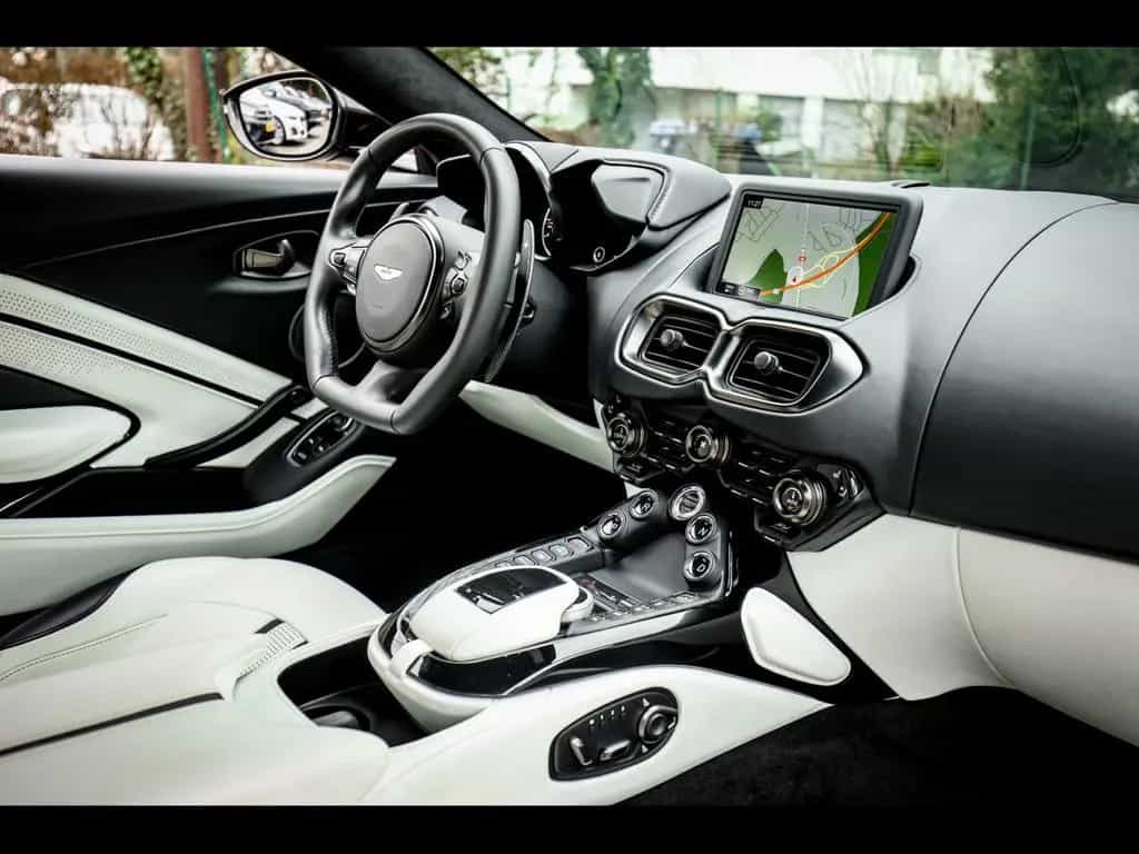 Aston Martin V8 Vantage COUPE°ONYX BLACK°DUOTONE°360°XPEL 03/2022-photo-11